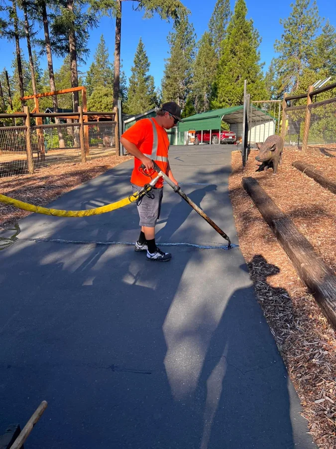 Completed asphalt sealcoating project by Fields Sealcoat in Southern Oregon