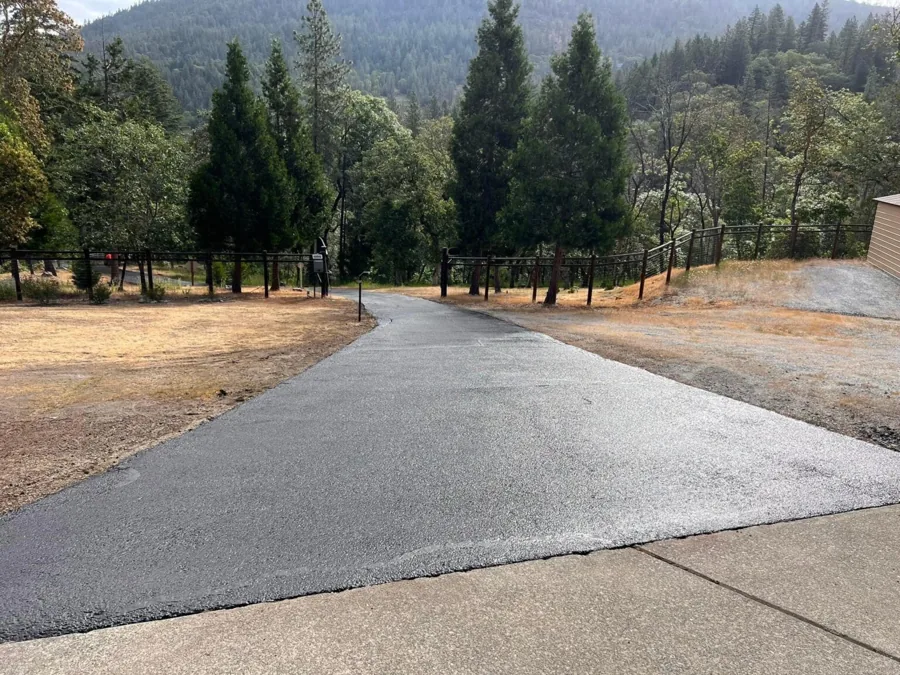 Completed asphalt sealcoating project by Fields Sealcoat in Southern Oregon